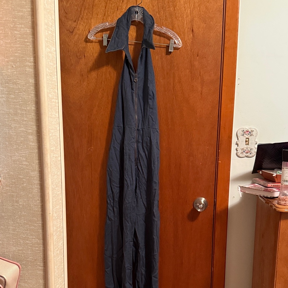 Navy Blue Sleeveless Jumpsuit